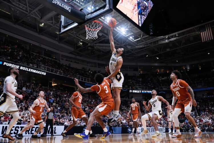 Kaufman-Renn Tips In ame-winner to send No. 2 seed Purdue past 11th-seeded Texas 79-77 in Sweet 16